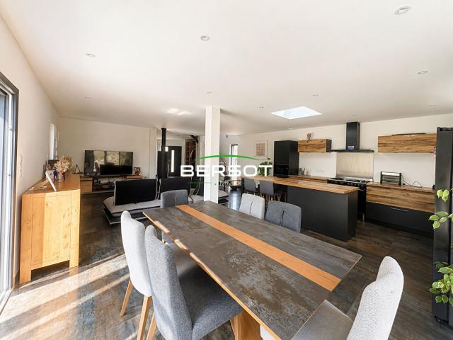 Maison contemporaine 3 chambres Environnement calme 175m² Pont de Roide