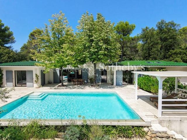 Maison Contemporaine vue Saint Victoire