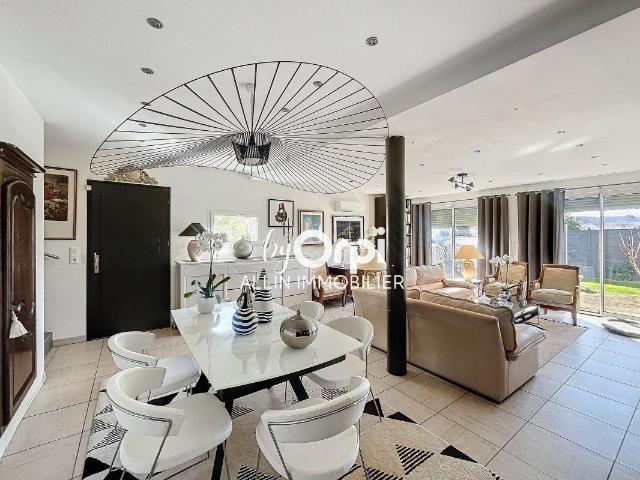 Maison contemporaine à Boussac 23 153m² Boussac