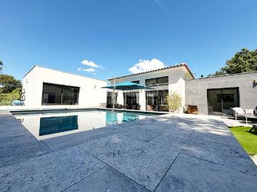 Maison contemporaine à Vendre à Cornillon Confoux Réf 174SAL