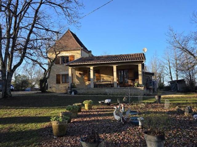 Maison contemporaine avec gîte et beau terrain au calme !