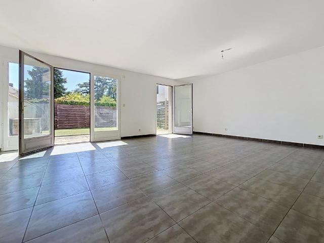 Maison contemporaine avec terrasse et jardin aux portes de L. 103m² Grigny