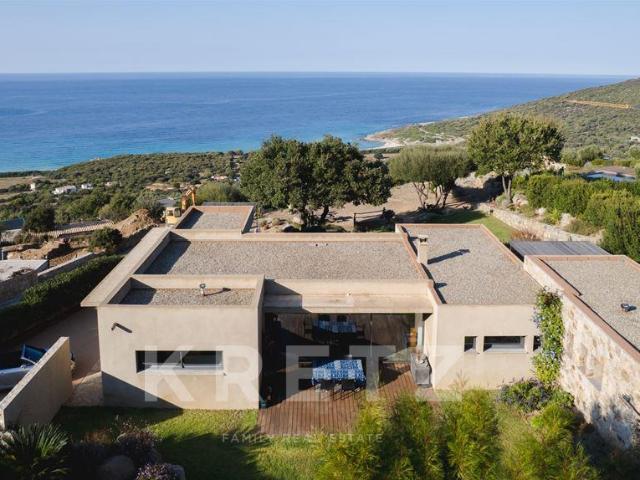 Corbara Villa contemporaine avec vue mer exceptionnelle 200m² Corbara