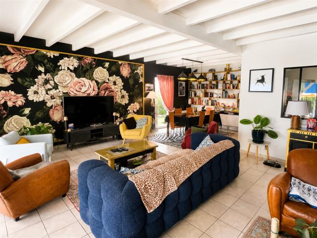 Maison contemporaine de 145 m² — 3 chambres, dépendance et p. 130m² Bergerac