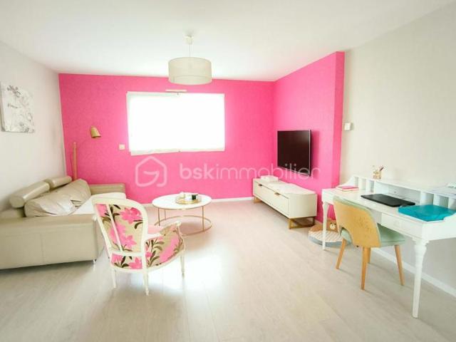 Maison contemporaine de 180 m² avec 4 chambres 53230 Cossé Le Vivien