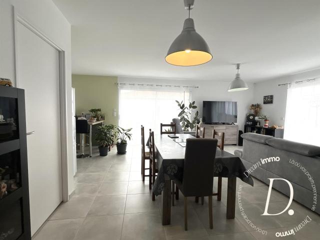 Maison contemporaine de 2024 – Plain pied – Prestations de q 95m² Rivière Saas et Gourby