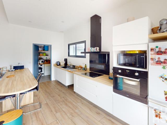 Maison contemporaine de 2022
