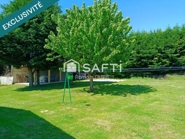 Maison contemporaine de plain pied avec 4 chambres, garage et beau terrain…