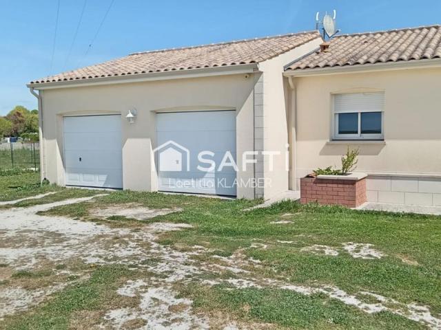 Maison contemporaine de plain pied avec jardin