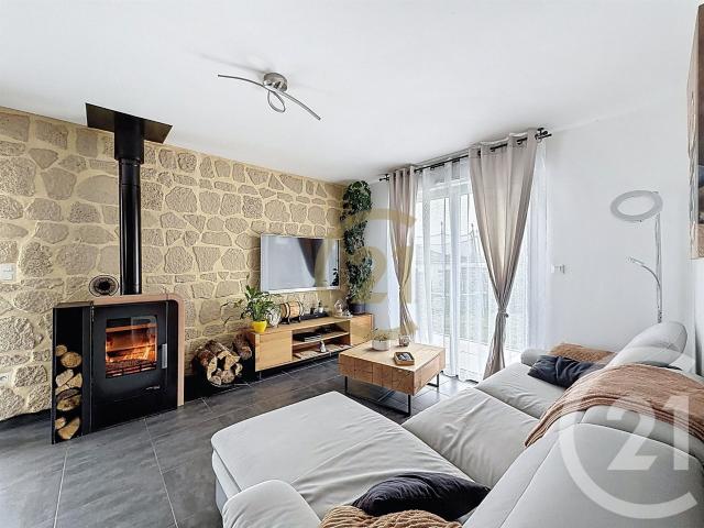 Maison contemporaine de plain pied à vendre à Lyoffans 120 m. 112m² Lyoffans