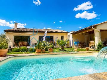 Maison contemporaine de plain pied, confort, lumière et douceur de vivre