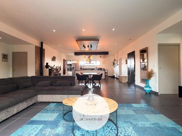 Maison contemporaine de plain pied 150m² | HENON