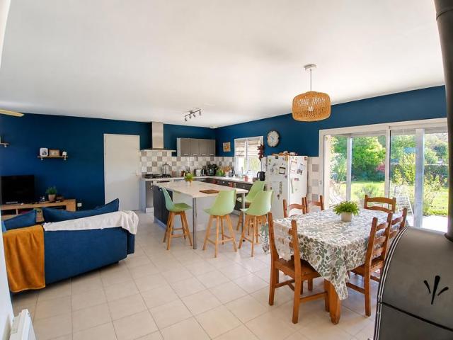 Maison contemporaine de plain pied 3 chambres Secteur Ch