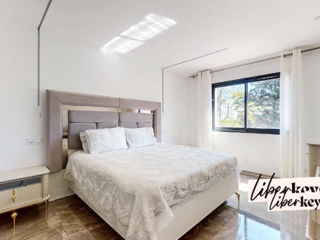 Maison contemporaine Neuve Re2020 3 chambres 435.000€ 126m² Saint Georges d'Orques
