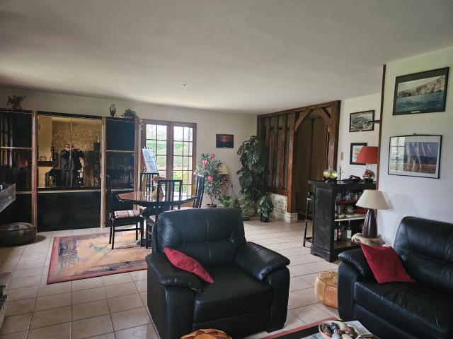 Maison contemporaine proche du ville de Moyaux
