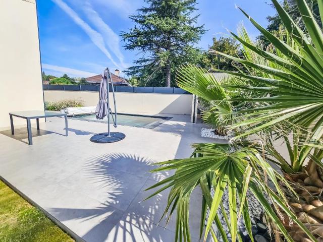 Maison Contemporaine Quartier Residentiel 138m² Roussillon