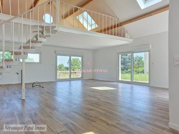 Maison contemporaine récente de plain pied