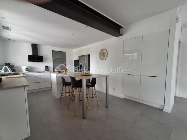 Maison contemporaine spacieuse et lumineuse sur les hauteurs de Bonrepos Riquet