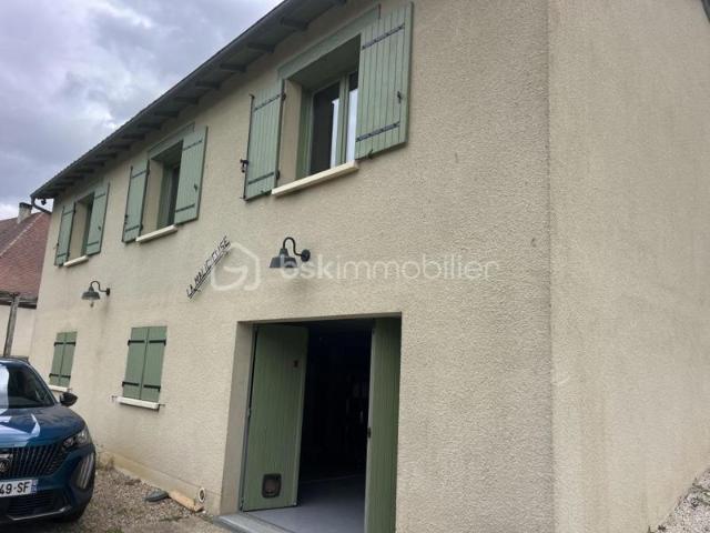 MAISON CONTEMPORAINE SUR SOUS SOL