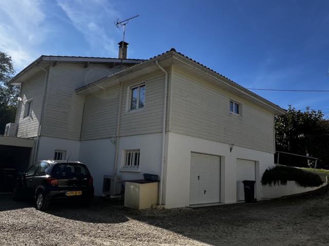 Maison contemporaine sur sous sol complet