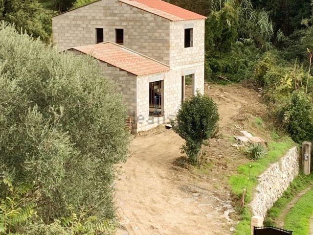Maison, Contes
