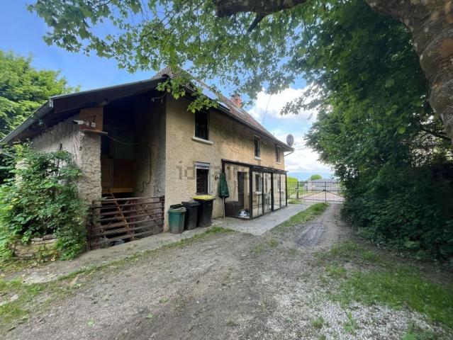 Maison, Corbelin