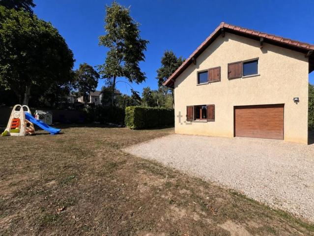 Maison, Corbelin