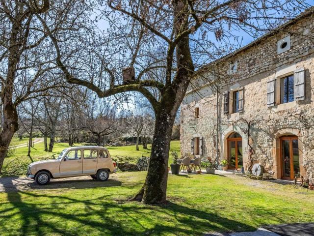 Maison, Cordes sur Ciel