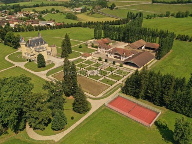 Maison, Cornod