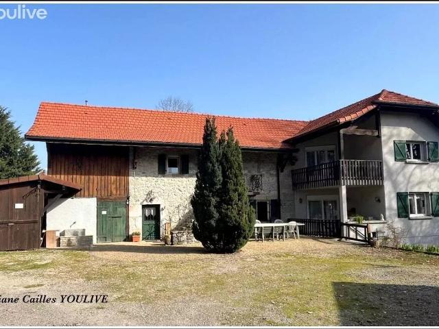 Maison, Cornier
