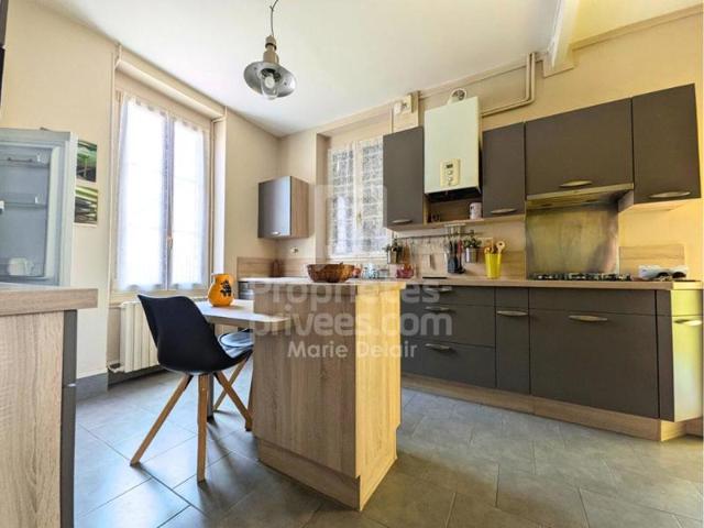 Maison Cosne Cours Sur Loire 3 pièce s 68.50 m2
