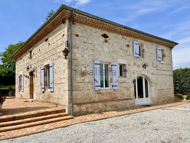Maison, Caudecoste