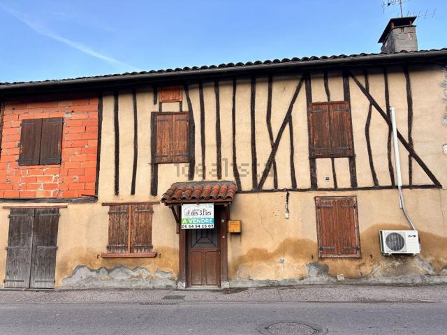 Maison, Caumont