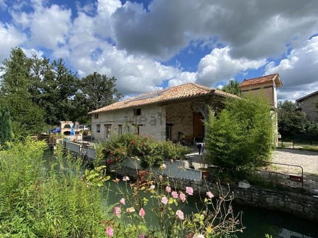 Maison, Caussade