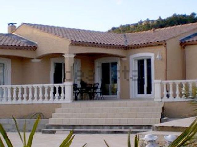 Maison, Caux