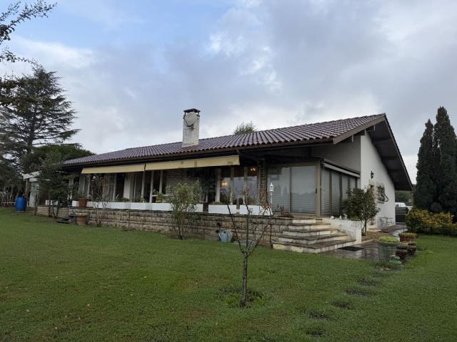 Maison, Cazac