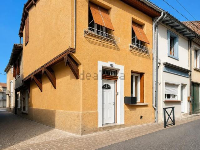 Maison, Cazères