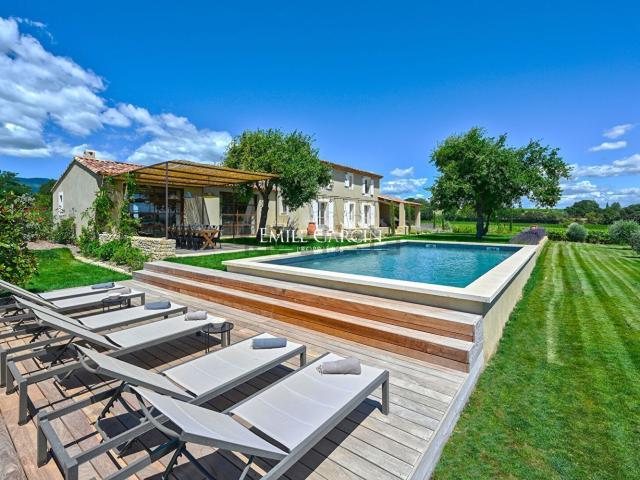 Maison, Cabrières d&apos Aigues