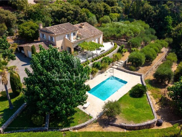 Maison, Cabris
