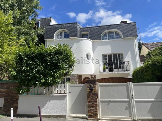 Maison, Cachan