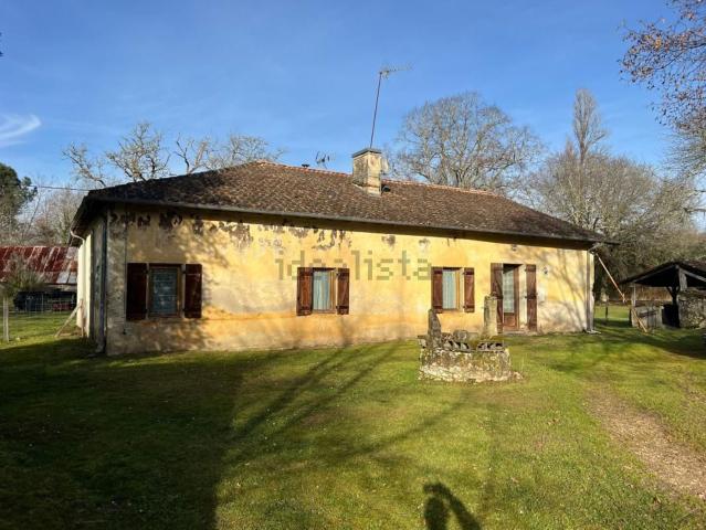 Maison, Cachen