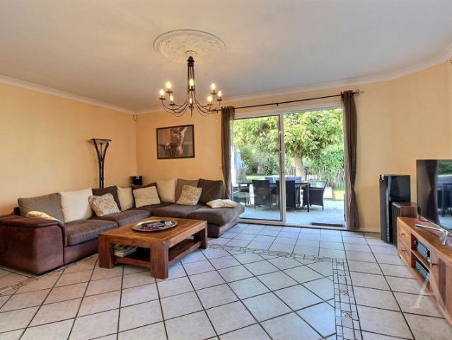 Maison Cadaujac 150 m2 avec piscine et garage