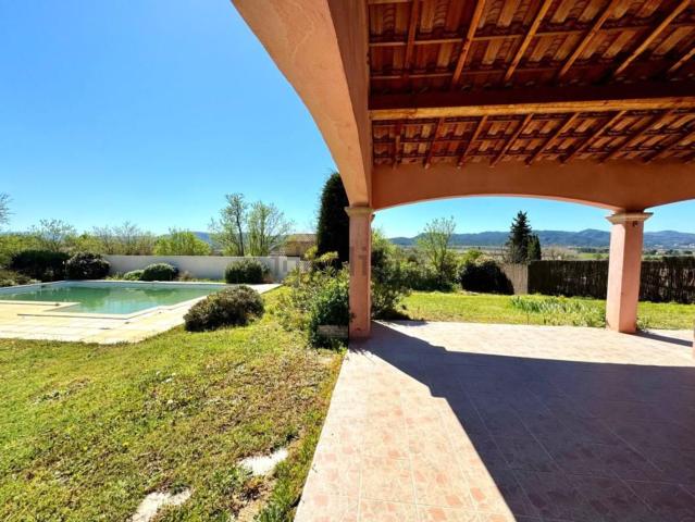 Maison, Cadenet