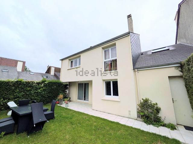 Maison, Caen