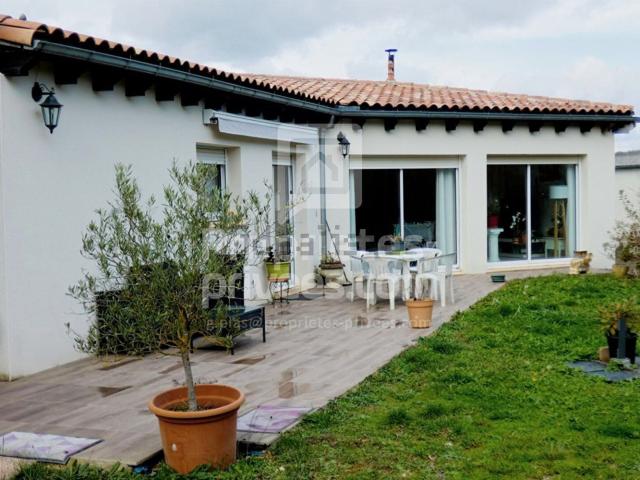 Maison, Calamane