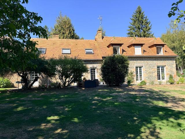 Maison, Caligny