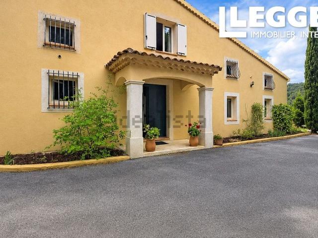 Maison, Camps la Source