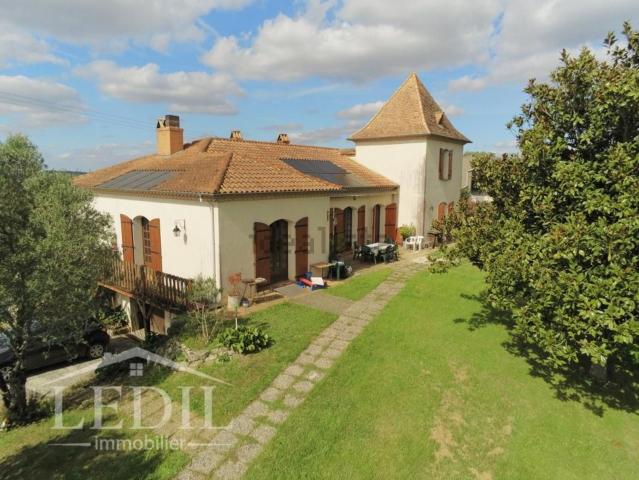 Maison, Cancon