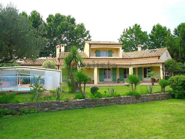 Maison, Canohès
