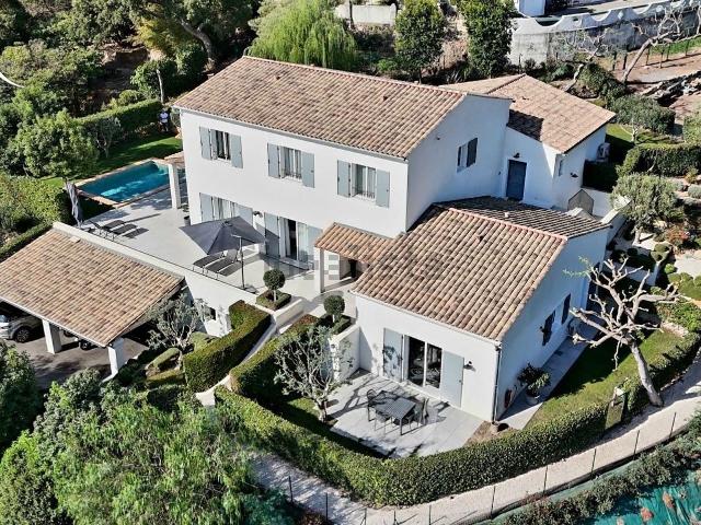 Maison, Cannes